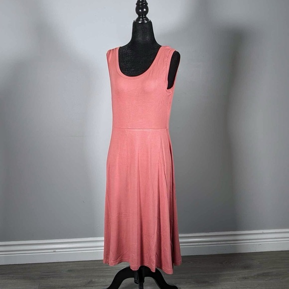 NWT - Urban Diction | Dusty Cedar Sleeveless Empire-Waist Dress  - M - Picture 5 of 8